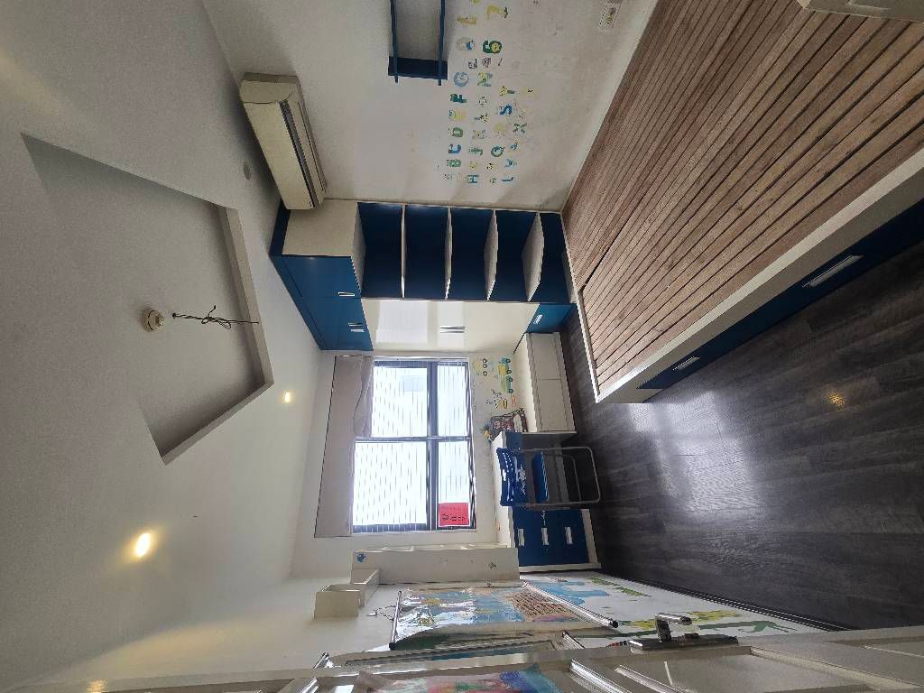 Bán nhà Tố Hữu - diện tích 117m2 1 tầng - Căn hộ chung cư cao cấp - giá 10,1 tỷ