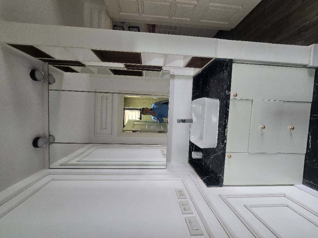 Bán nhà Tố Hữu - diện tích 117m2 1 tầng - Căn hộ chung cư cao cấp - giá 10,1 tỷ