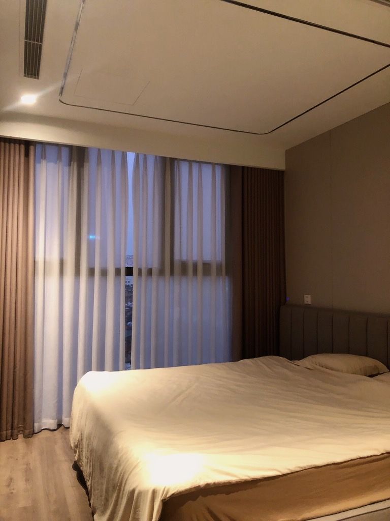 Bán nhà Nguyên Hồng - diện tích 73m2 1 tầng - Căn hộ khách sạn cực hiếm - giá 14,5 tỷ