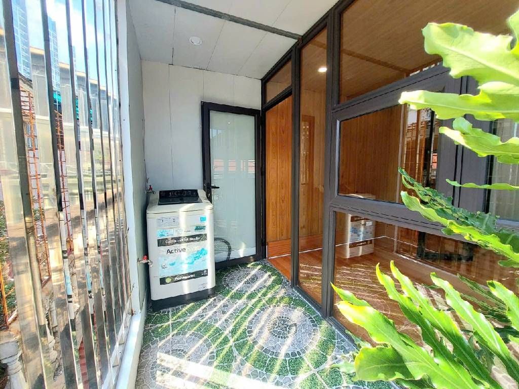 Bán nhà Nguyễn Cao - diện tích 15,8m2 5 tầng - mặt ngõ thông kinh doanh - giá 7,3 tỷ