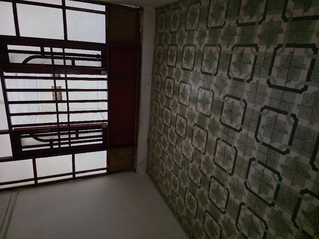 Bán nhà Tam Trinh - diện tích 34.5m2 3 tầng - Ô tô tránh - giá 12,6 tỷ