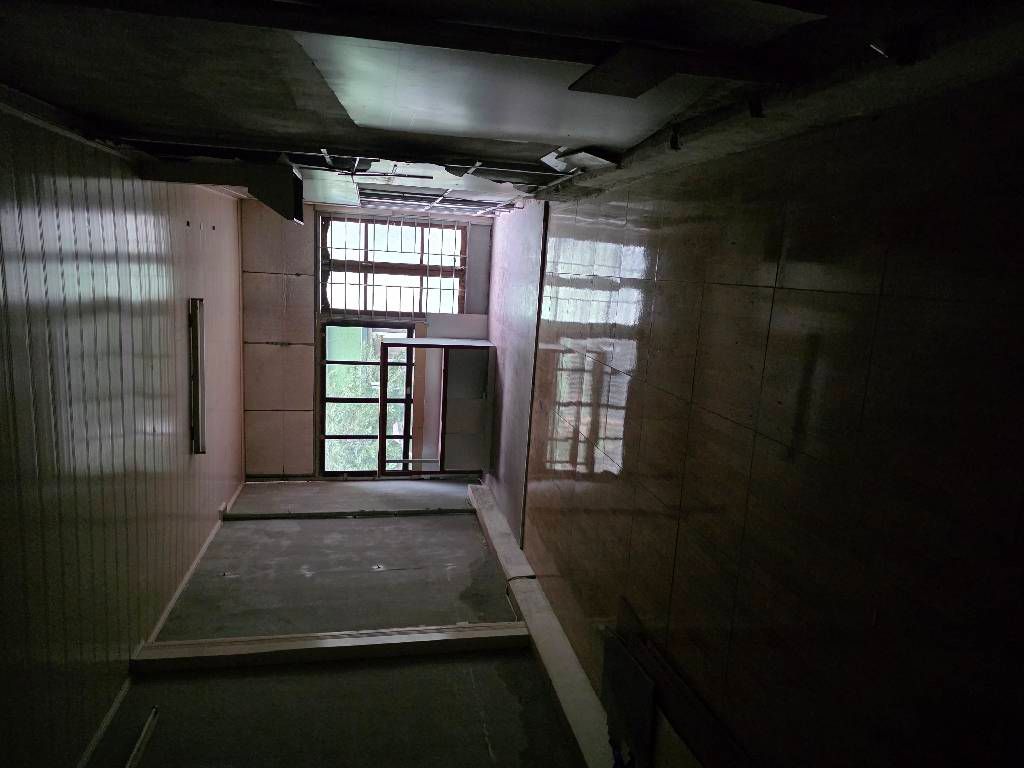 Bán nhà Tam Trinh - diện tích 34.5m2 3 tầng - Ô tô tránh - giá 12,6 tỷ