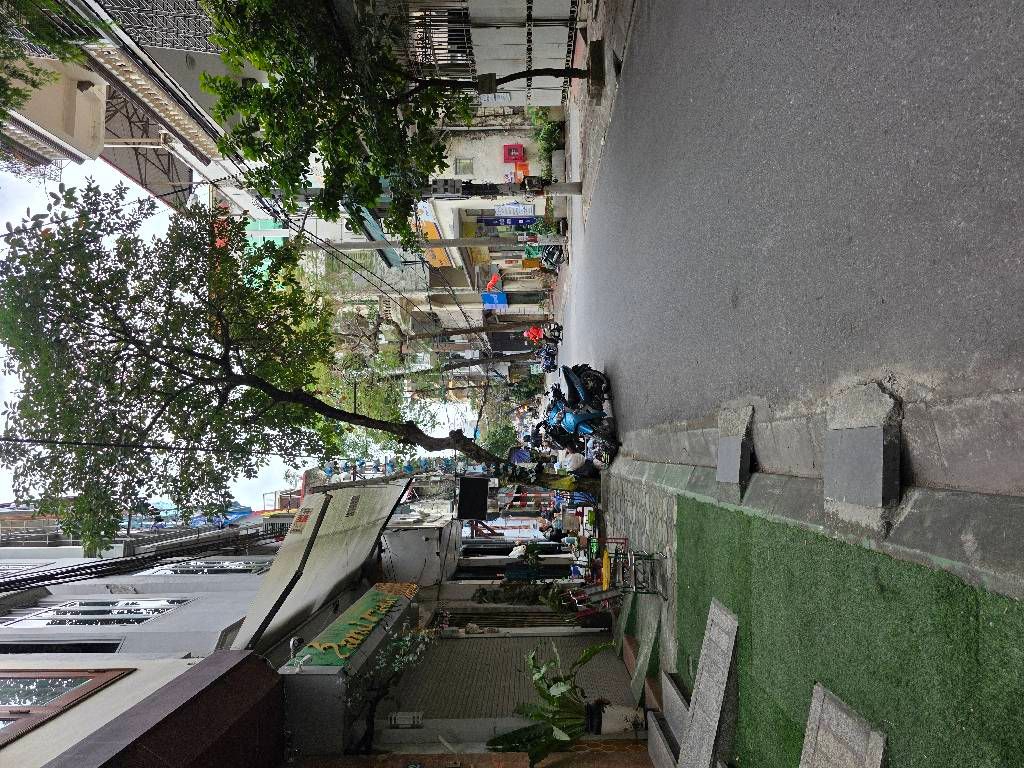 Bán nhà Tam Trinh - diện tích 34.5m2 3 tầng - Ô tô tránh - giá 12,6 tỷ