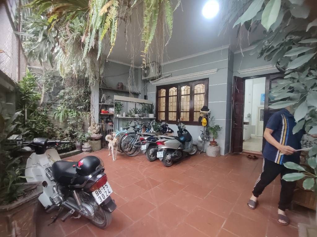 Bán nhà Tân Mai - diện tích 95m2 3 tầng - gần ô tô - giá 12,5 tỷ