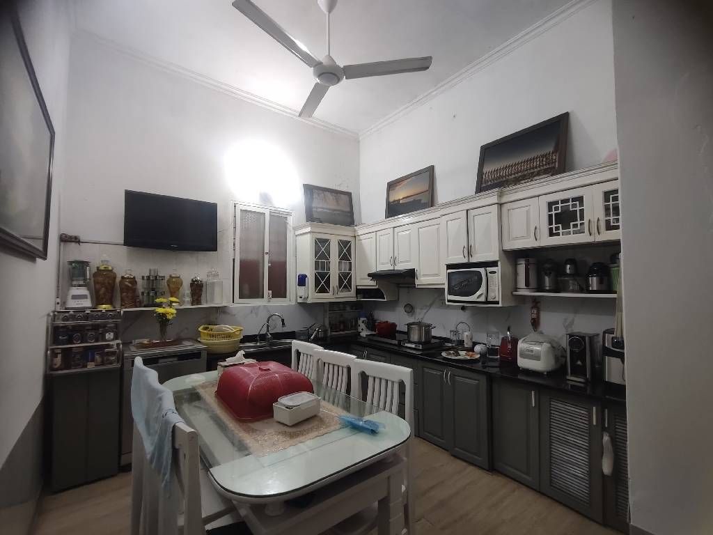 Bán nhà Tân Mai - diện tích 95m2 3 tầng - gần ô tô - giá 12,5 tỷ