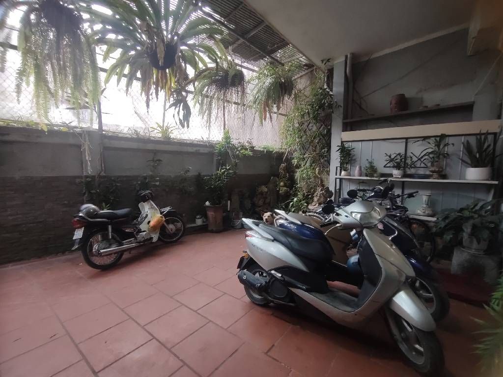 Bán nhà Tân Mai - diện tích 95m2 3 tầng - gần ô tô - giá 12,5 tỷ