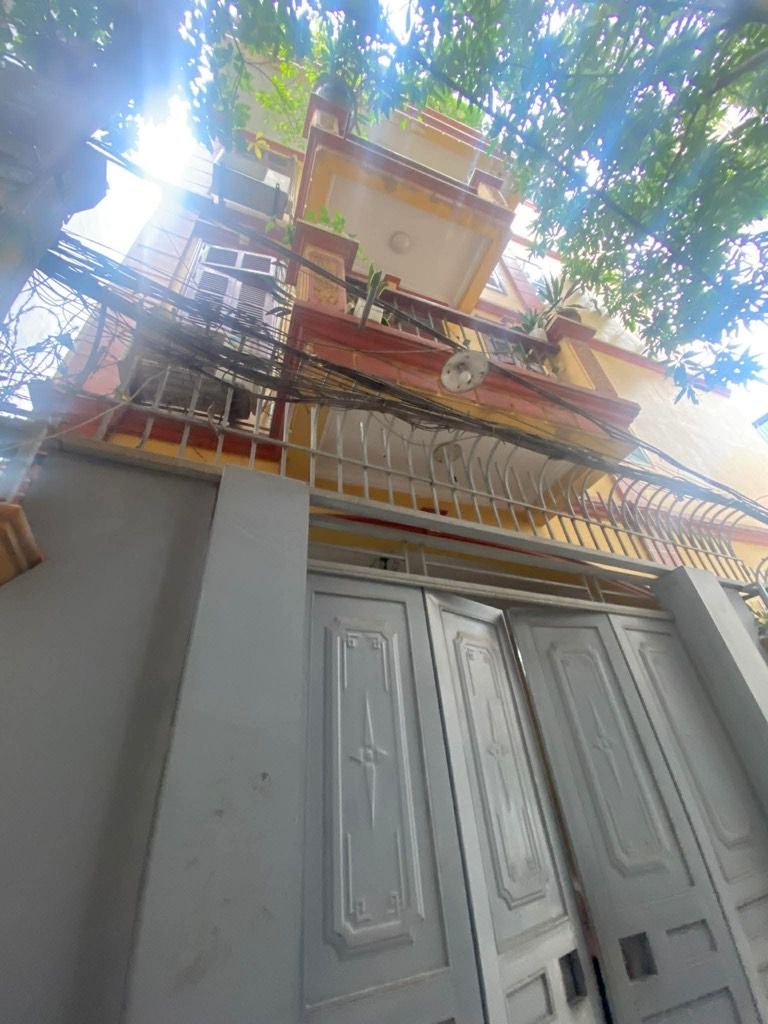 Bán nhà Trịnh Đình Cửu - diện tích 54m2 4 tầng - PHÂN LÔ - 30M RA MẶT PHỐ - giá 15,8 tỷ