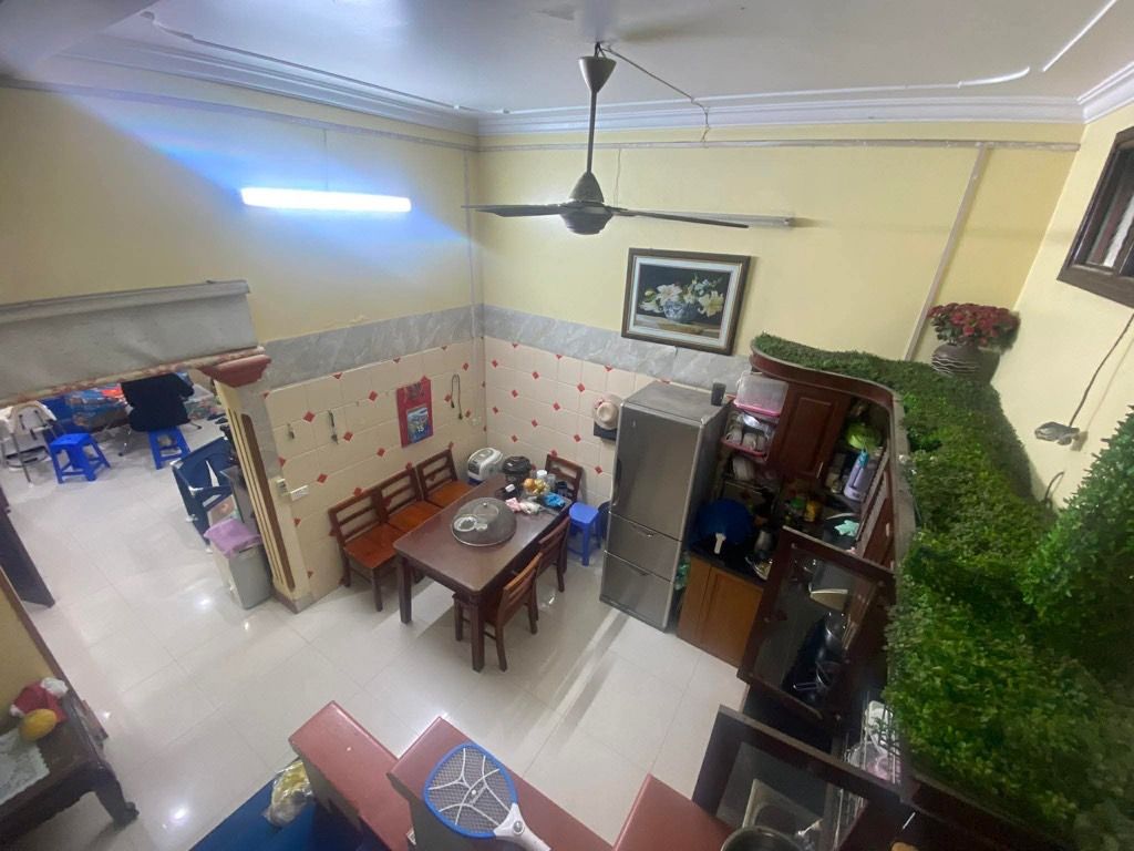 Bán nhà Trịnh Đình Cửu - diện tích 54m2 4 tầng - PHÂN LÔ - 30M RA MẶT PHỐ - giá 15,8 tỷ