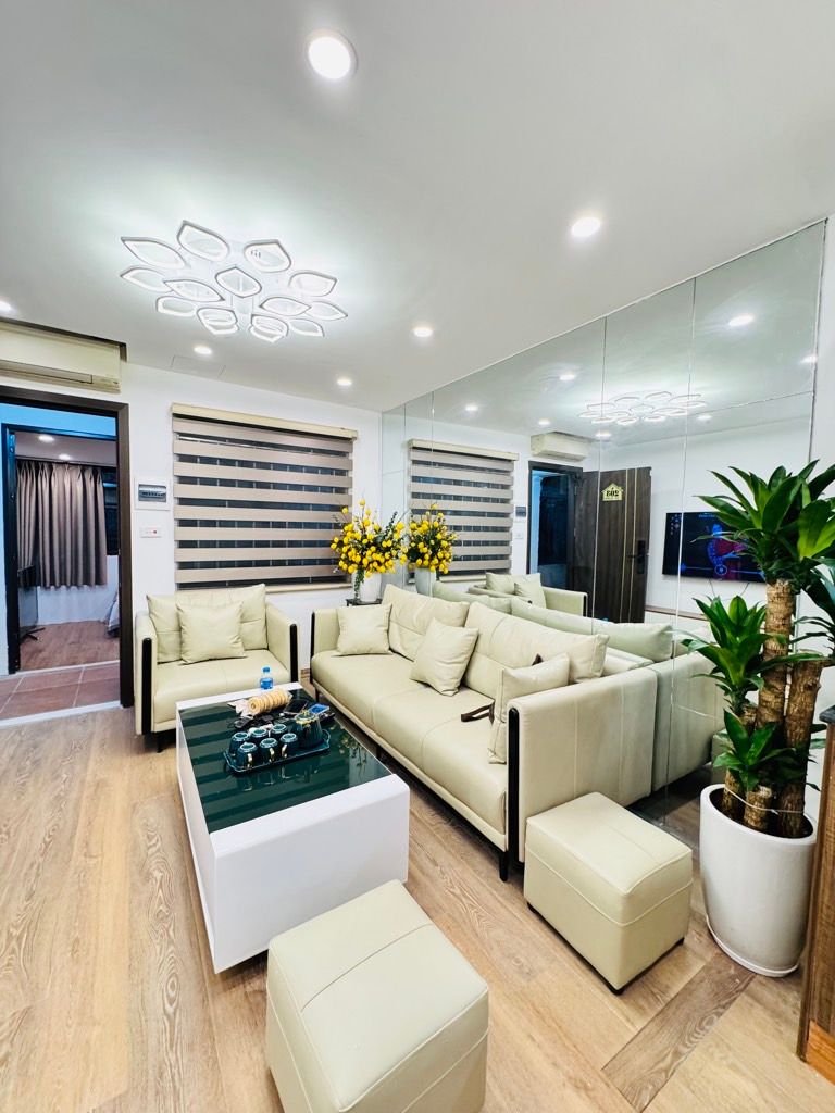 Bán nhà 8/3 - diện tích 70m2 1 tầng - Căn hộ tầng thấp, đi lại thuận tiện - giá 4,35 tỷ