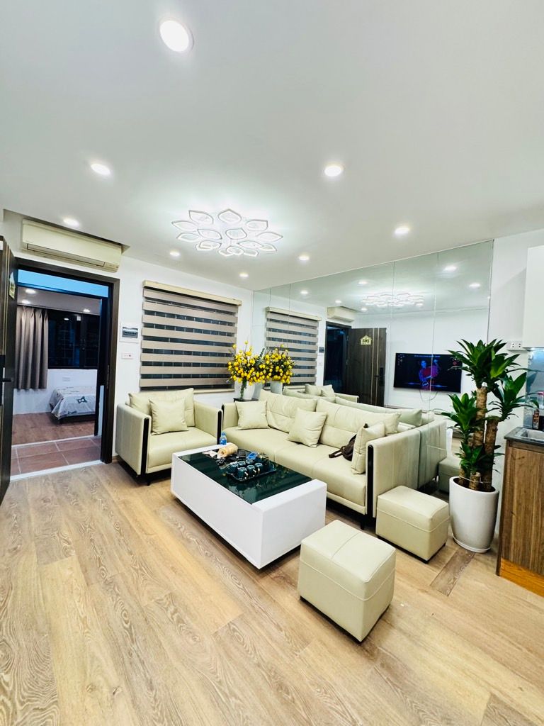 Bán nhà 8/3 - diện tích 70m2 1 tầng - Căn hộ tầng thấp, đi lại thuận tiện - giá 4,35 tỷ