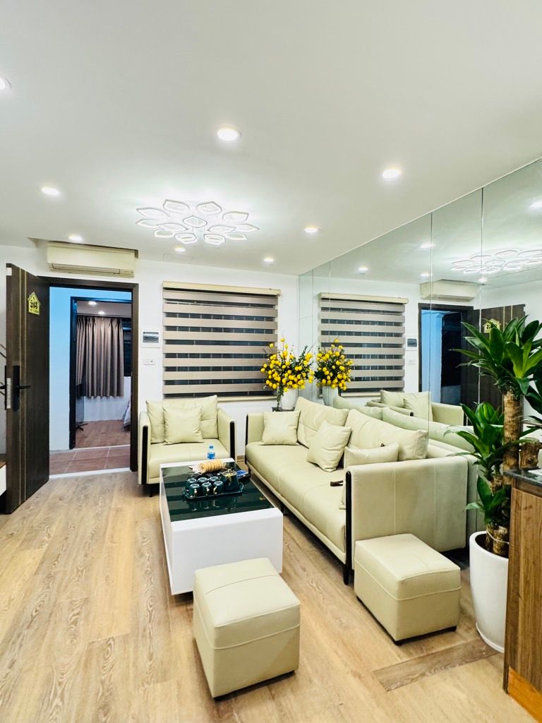 Bán nhà 8/3 - diện tích 70m2 1 tầng - Căn hộ tầng thấp, đi lại thuận tiện - giá 4,35 tỷ