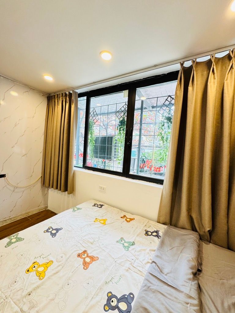 Bán nhà 8/3 - diện tích 70m2 1 tầng - Căn hộ tầng thấp, đi lại thuận tiện - giá 4,35 tỷ