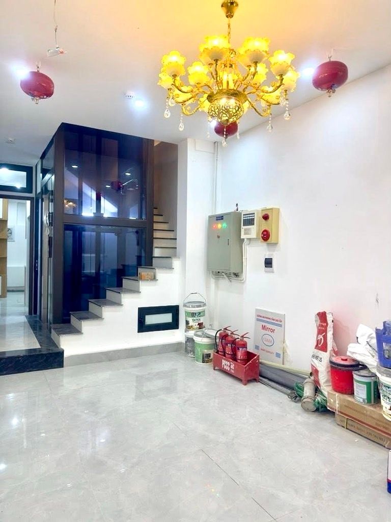 Bán nhà Nguyễn An Ninh - diện tích 48m2 6 tầng - Gần ô tô - giá 21 tỷ