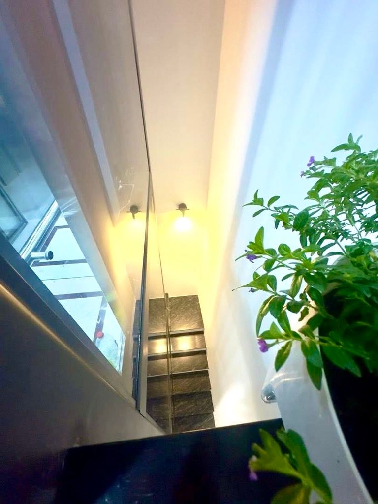 Bán nhà Nguyễn An Ninh - diện tích 48m2 6 tầng - Gần ô tô - giá 21 tỷ