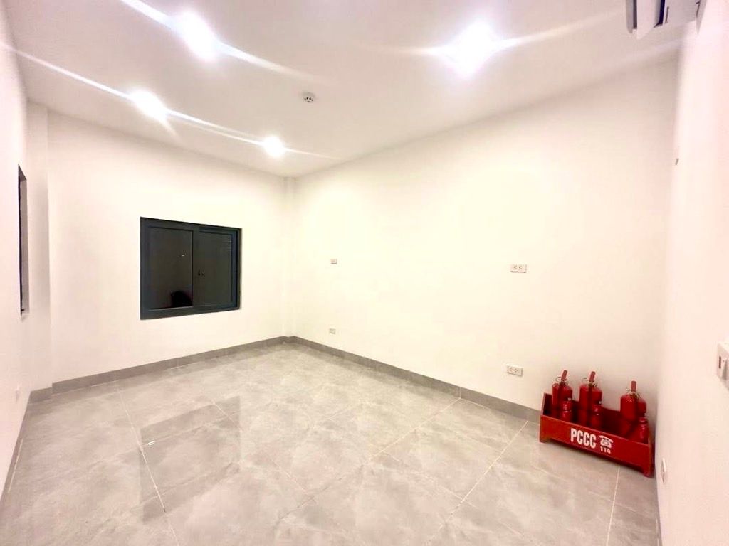 Bán nhà Nguyễn An Ninh - diện tích 48m2 6 tầng - Gần ô tô - giá 21 tỷ