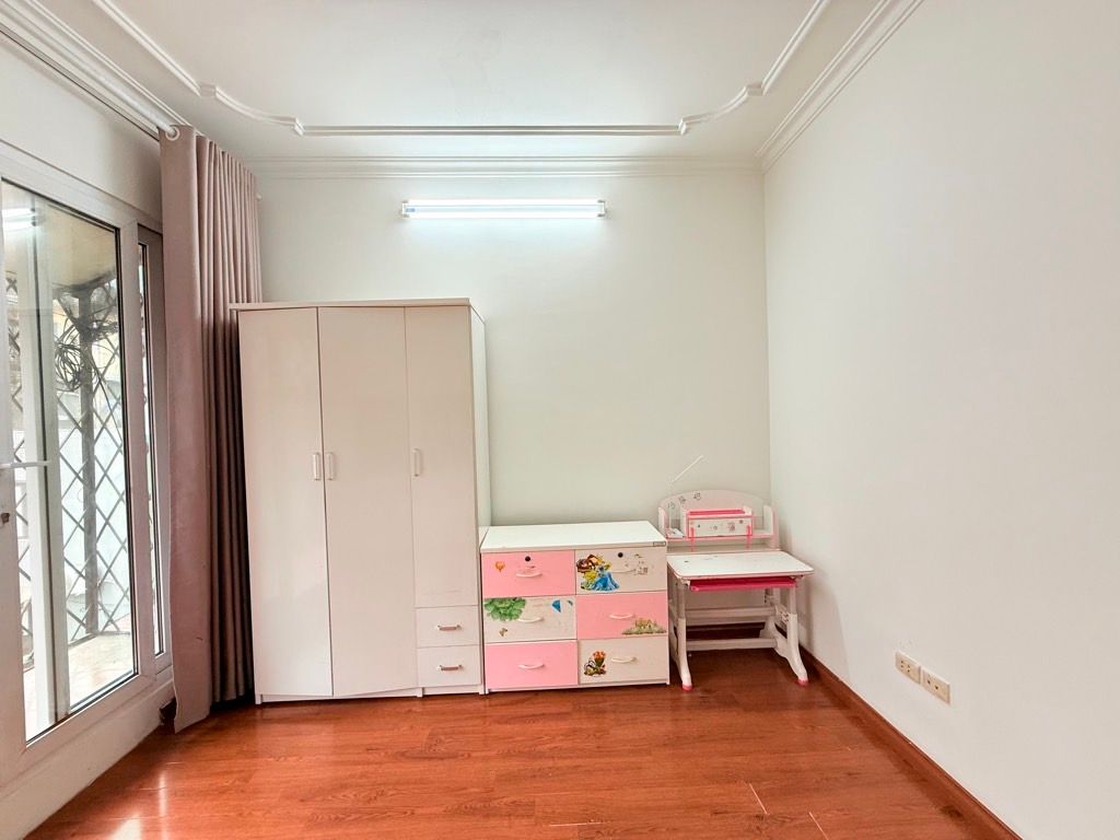 Bán nhà Thọ Lão - diện tích 65m2 1 tầng - ô tô đỗ chân cầu thang - giá 6,15 tỷ