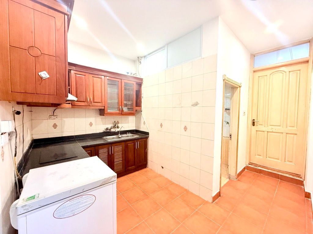 Bán nhà Thọ Lão - diện tích 65m2 1 tầng - ô tô đỗ chân cầu thang - giá 6,15 tỷ