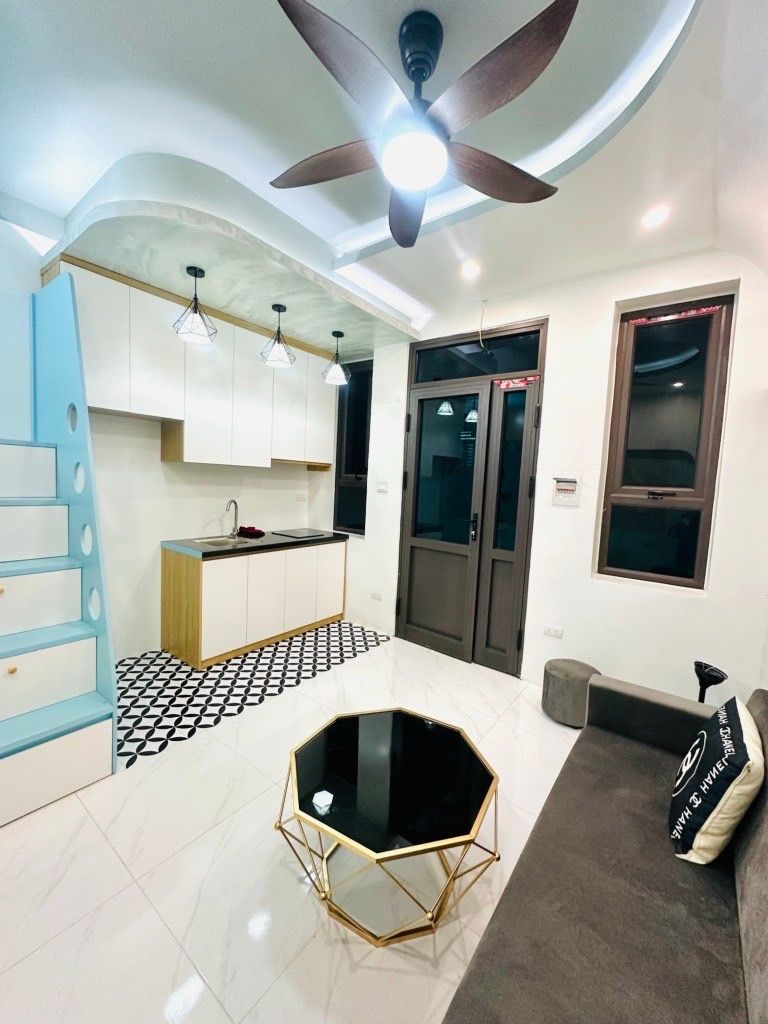 Bán nhà Tập thể ĐHKTQD - diện tích 38m2 1 tầng - Ô TÔ ĐỖ CỬA - giá 2,1 tỷ