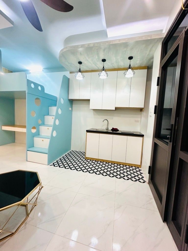 Bán nhà Tập thể ĐHKTQD - diện tích 38m2 1 tầng - Ô TÔ ĐỖ CỬA - giá 2,1 tỷ