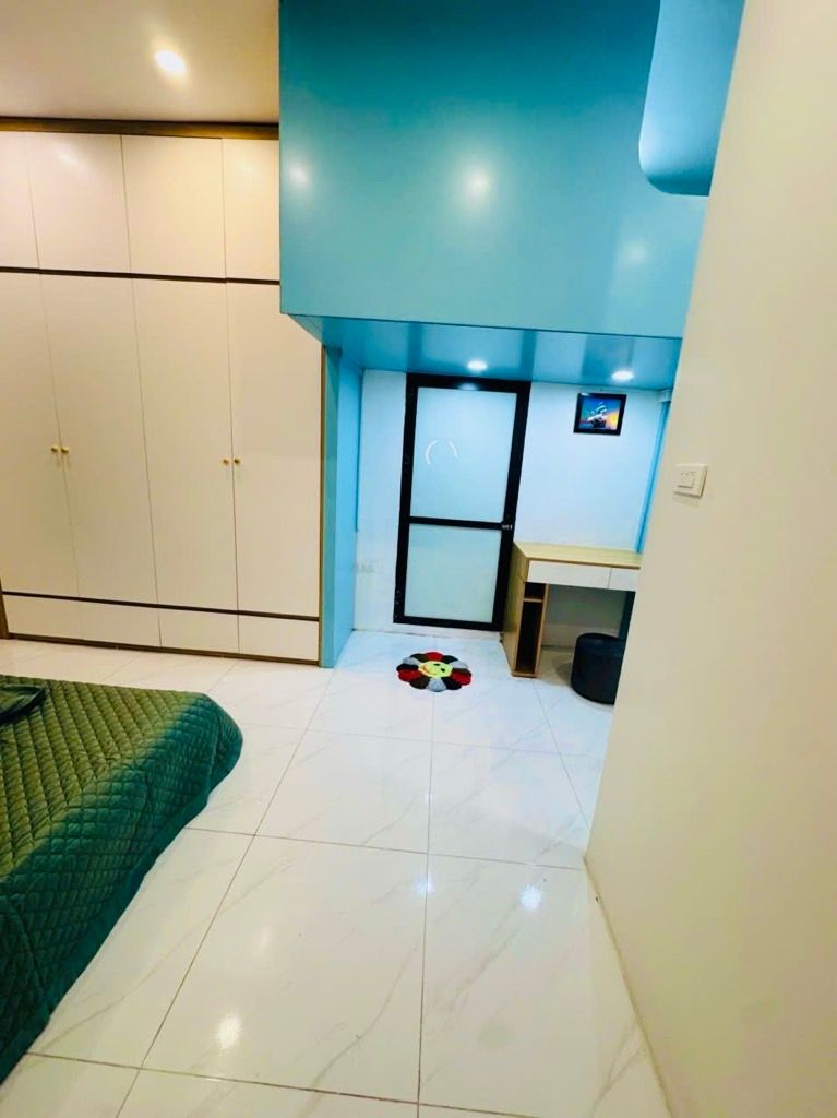 Bán nhà Tập thể ĐHKTQD - diện tích 38m2 1 tầng - Ô TÔ ĐỖ CỬA - giá 2,1 tỷ