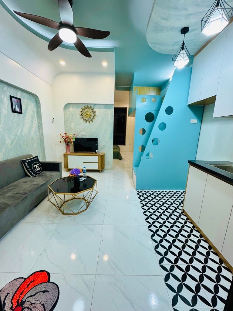 Bán nhà Tập thể ĐHKTQD - diện tích 38m2 1 tầng - Ô TÔ ĐỖ CỬA - giá 2,1 tỷ