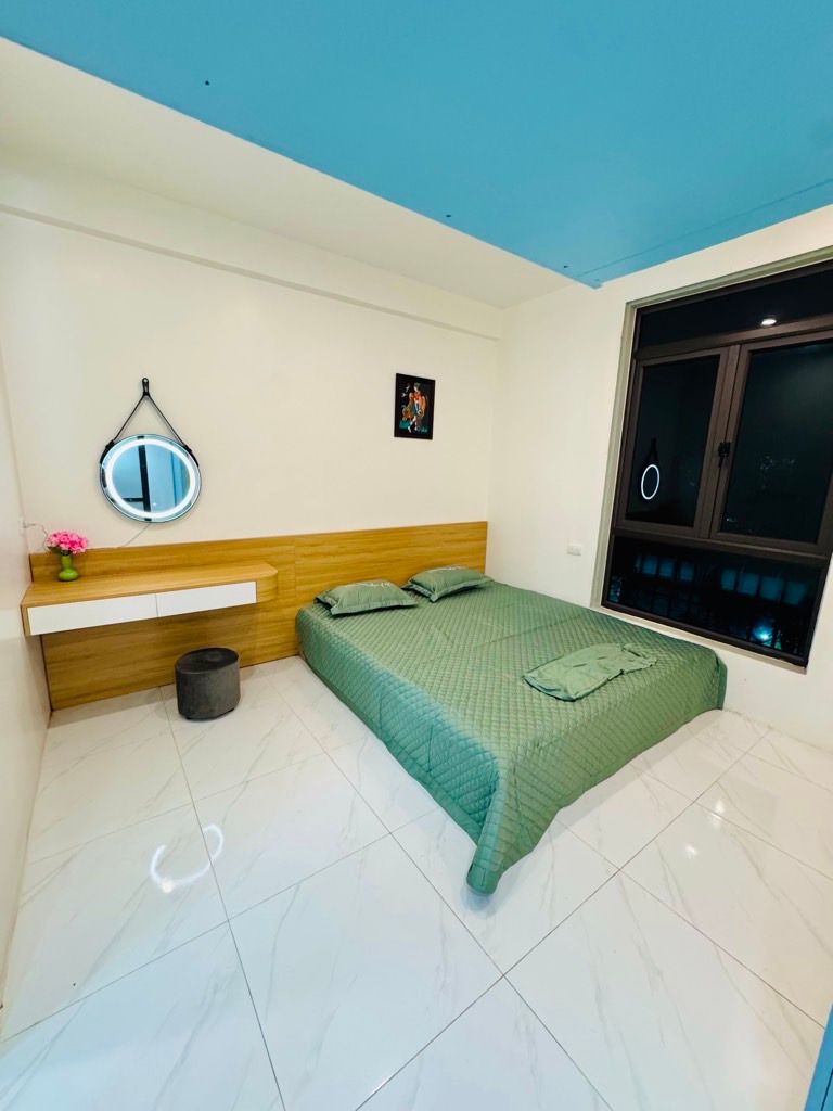 Bán nhà Tập thể ĐHKTQD - diện tích 38m2 1 tầng - Ô TÔ ĐỖ CỬA - giá 2,1 tỷ