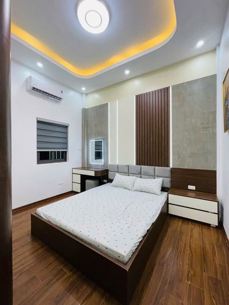 Bán nhà Trường Chinh - diện tích 48m2 4 tầng - Ô tô đỗ cửa - giá 15,9 tỷ