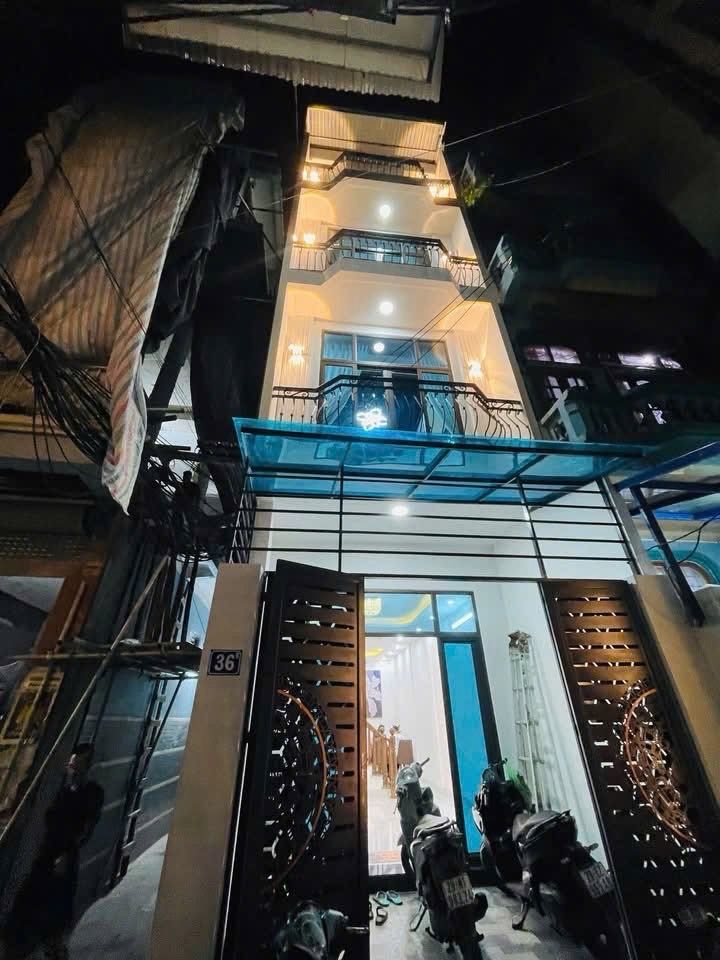 Bán nhà Trường Chinh - diện tích 48m2 4 tầng - Ô tô đỗ cửa - giá 15,9 tỷ