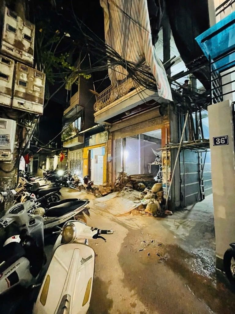 Bán nhà Trường Chinh - diện tích 48m2 4 tầng - Ô tô đỗ cửa - giá 15,9 tỷ