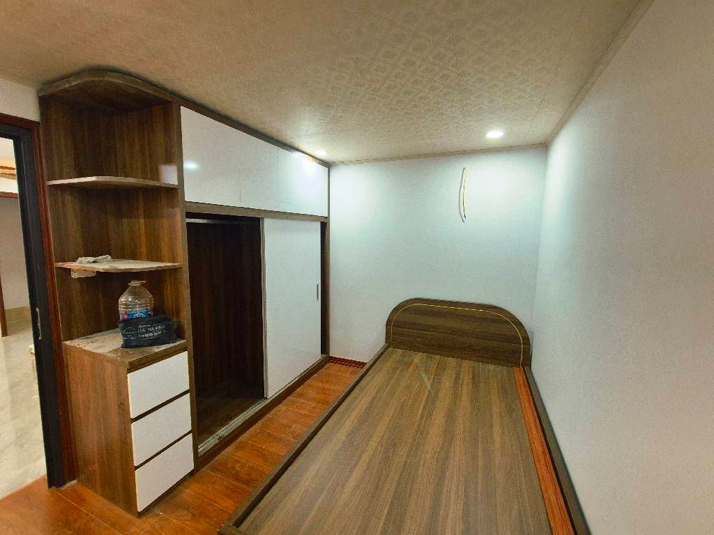 Bán nhà Nguyễn Trãi - diện tích 60m2 1 tầng - Ô tô tránh - giá 3,39 tỷ