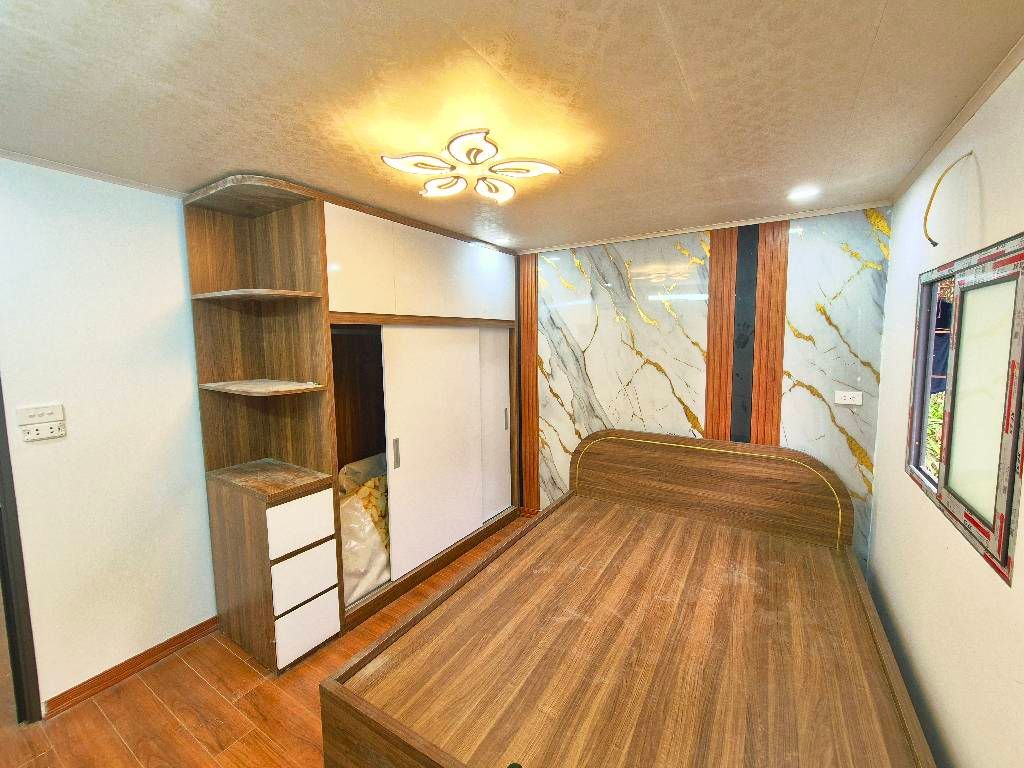 Bán nhà Nguyễn Trãi - diện tích 60m2 1 tầng - Ô tô tránh - giá 3,39 tỷ