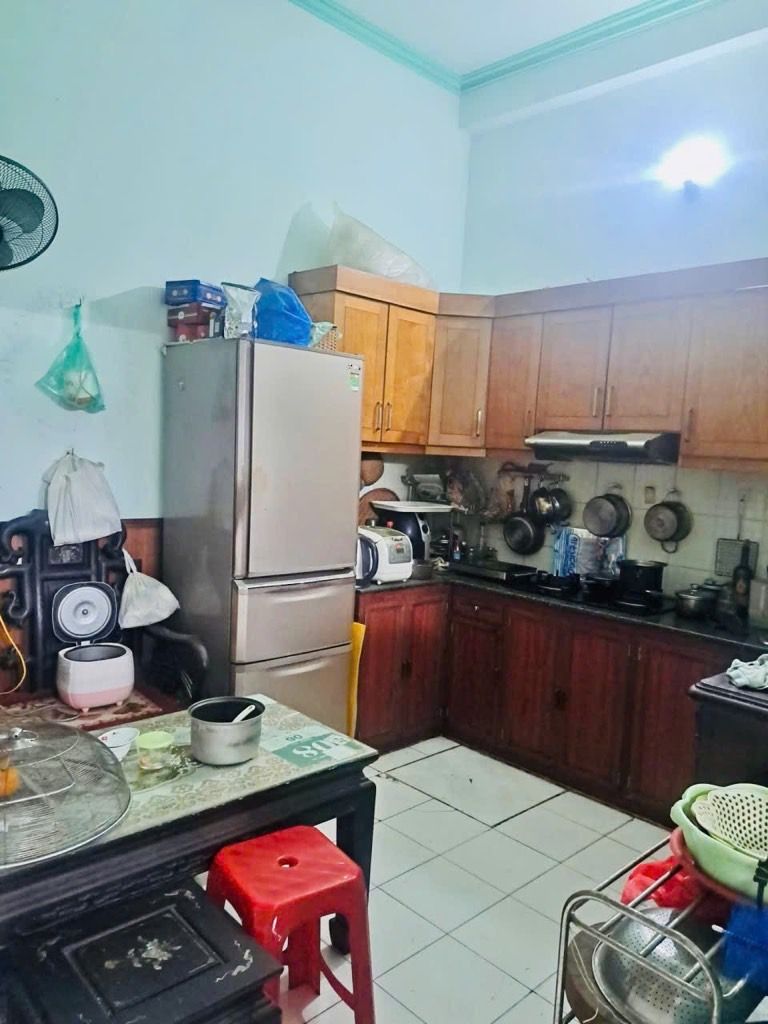 Bán nhà ngõ Hoà Bình - diện tích 47m2 4 tầng - MẶT NGÕ Ô TÔ TRÁNH, KINH DOANH - giá 19,6 tỷ