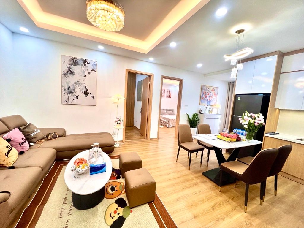 Bán nhà Huỳnh Thúc Kháng - diện tích 69m2 8 tầng - SIÊU PHẨM BAY NHANH LÔ GÓC - giá 7,2 tỷ