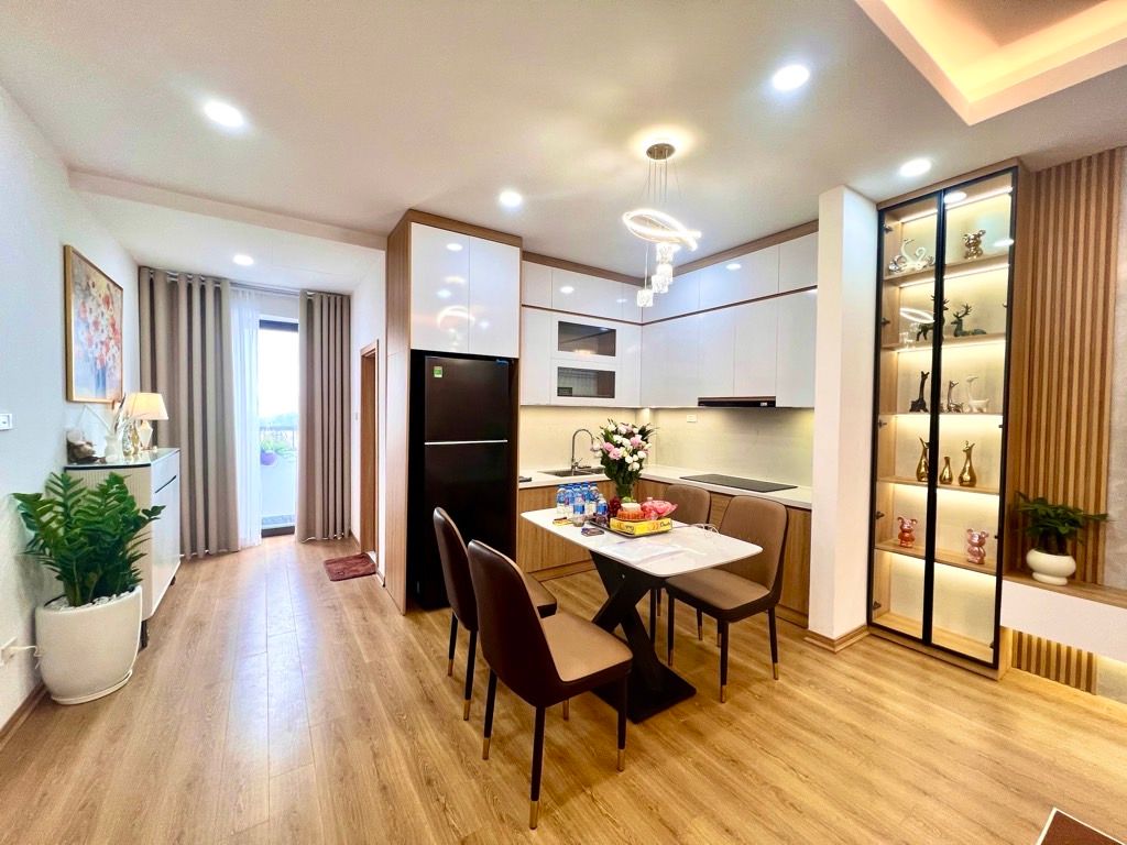 Bán nhà Huỳnh Thúc Kháng - diện tích 69m2 8 tầng - SIÊU PHẨM BAY NHANH LÔ GÓC - giá 7,2 tỷ