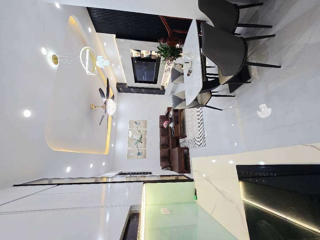 Bán nhà Quan Nhân - diện tích 31m2 4 tầng - ô tô đỗ gần - giá 8,4 tỷ