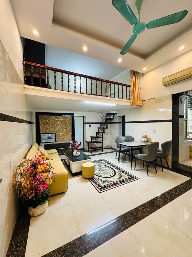 Bán nhà Lương Yên - diện tích 80m2 2 tầng - nhà đẹp - giá 4,3 tỷ