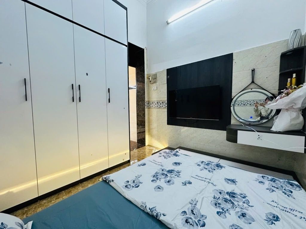 Bán nhà Lương Yên - diện tích 80m2 2 tầng - nhà đẹp - giá 4,3 tỷ