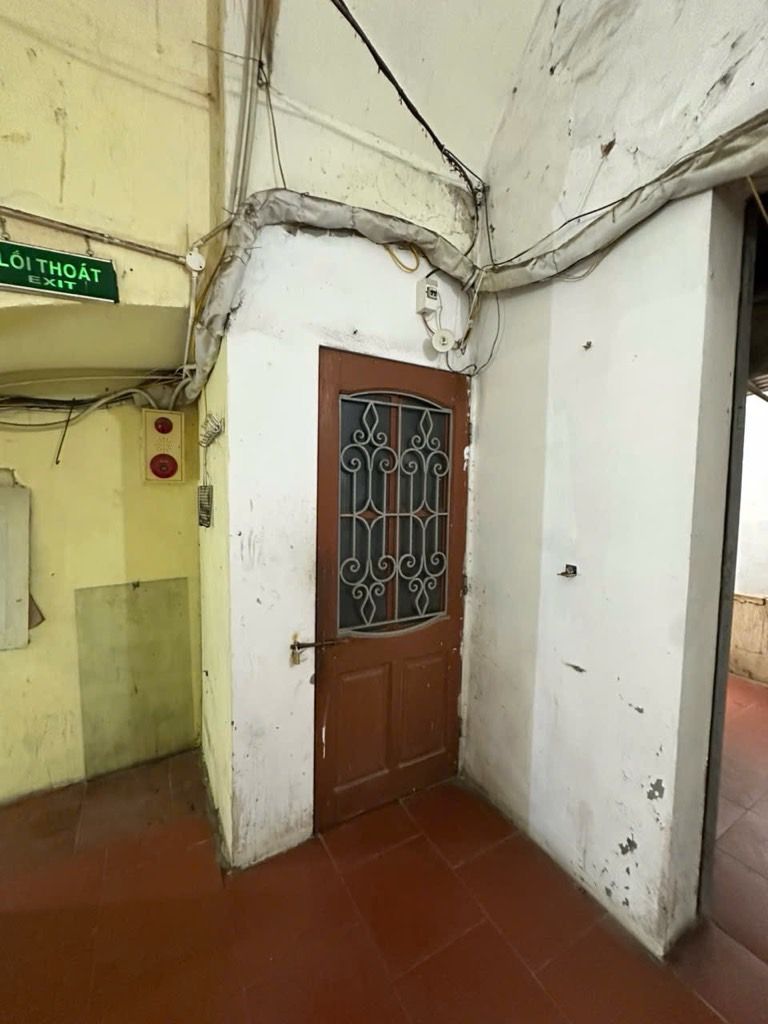 Bán nhà Lương Yên - diện tích 80m2 2 tầng - nhà đẹp - giá 4,3 tỷ