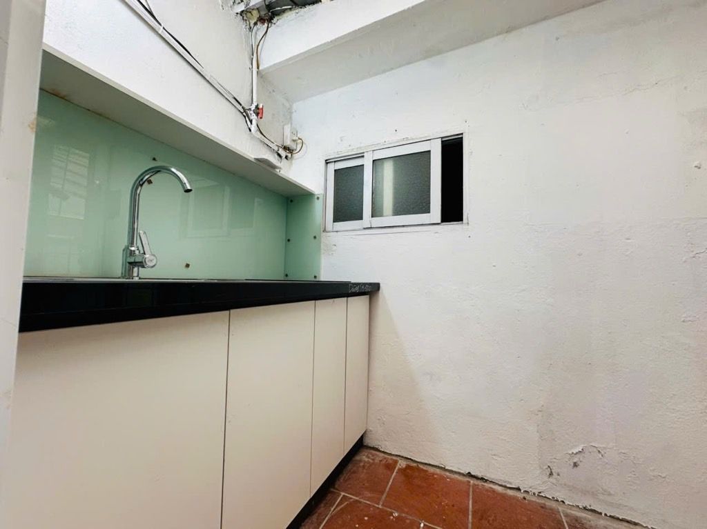 Bán nhà Lương Yên - diện tích 80m2 2 tầng - nhà đẹp - giá 4,3 tỷ