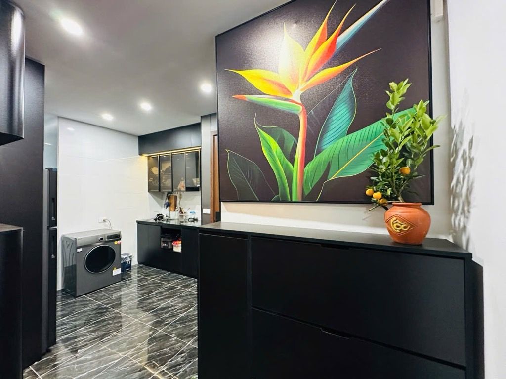 Bán nhà Tôn Thất Tùng - diện tích 80m2 5 tầng - Mặt phố - giá 5,6 tỷ