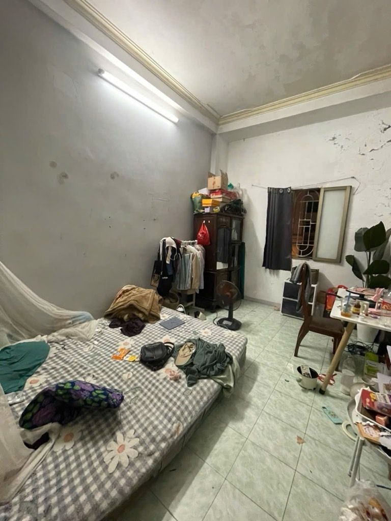 Bán nhà Hoàng Mai - diện tích 42m2 5 tầng - Nhà dân xây chắc chắn - giá 10,5 tỷ