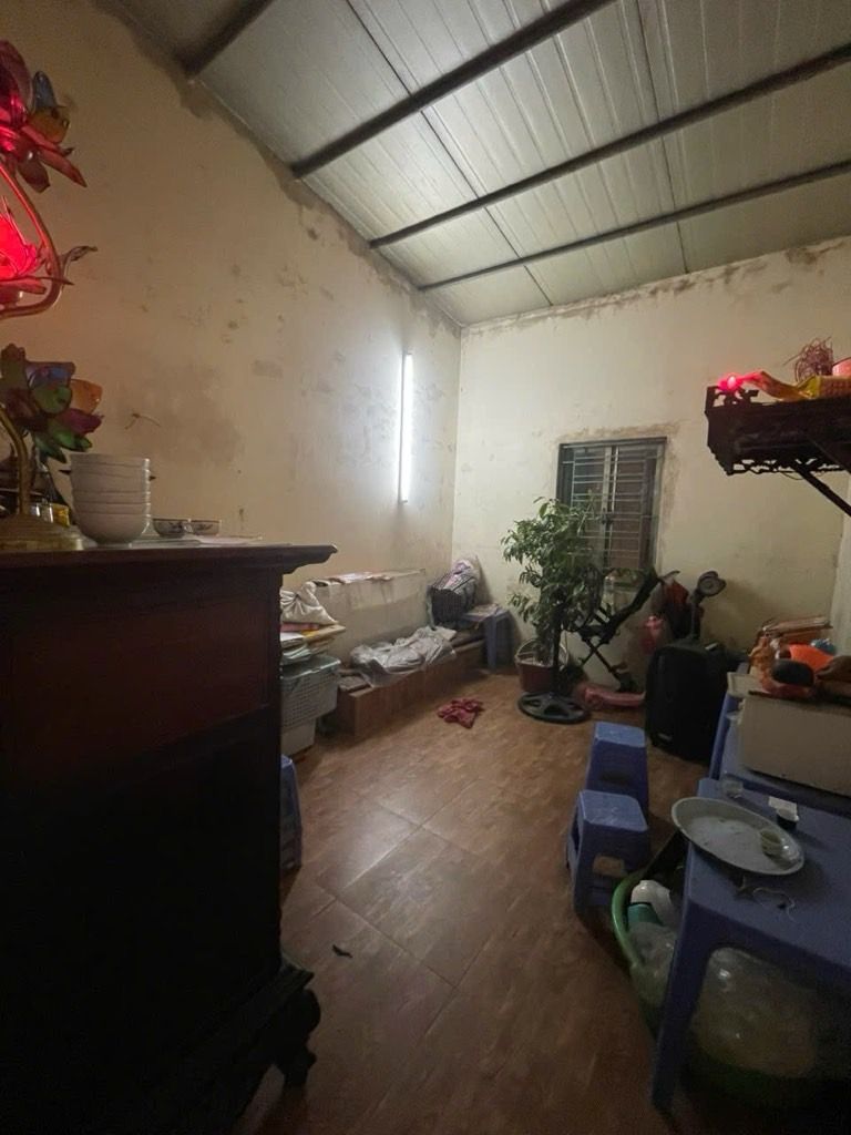 Bán nhà Hoàng Mai - diện tích 42m2 5 tầng - Nhà dân xây chắc chắn - giá 10,5 tỷ