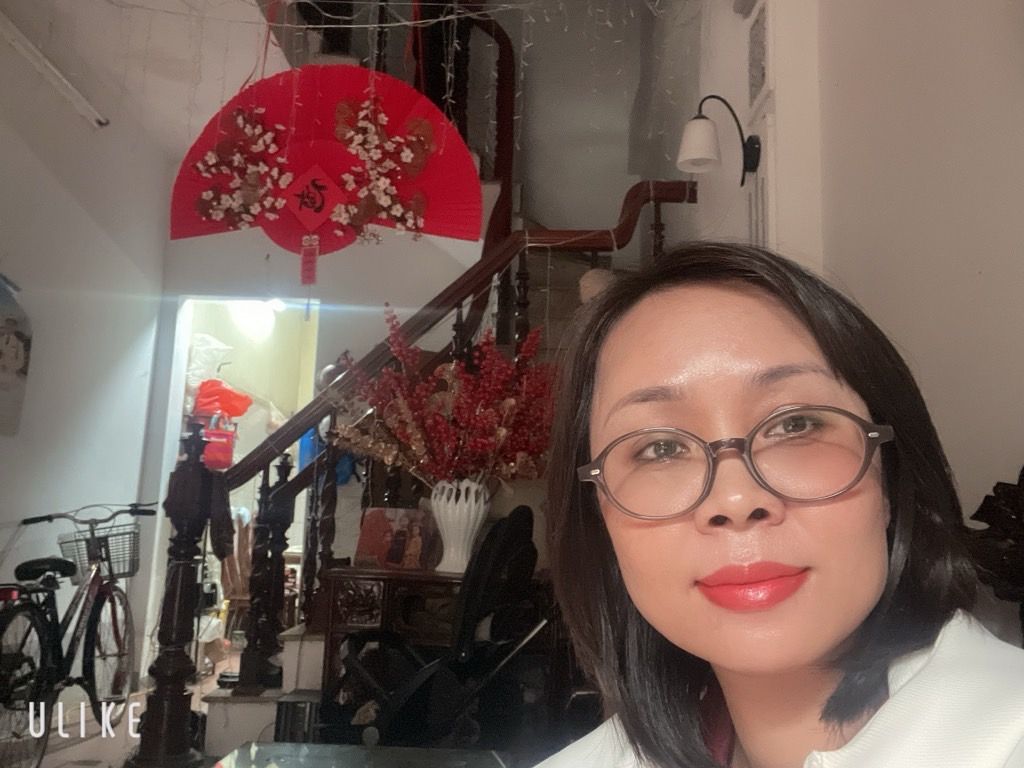 Bán nhà Hoàng Mai - diện tích 42m2 5 tầng - Nhà dân xây chắc chắn - giá 10,5 tỷ