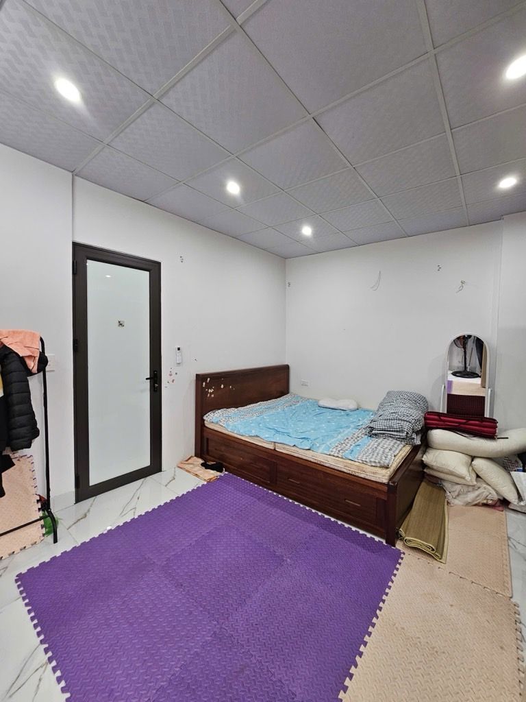 Bán nhà Trương Định - diện tích 28m2 2 tầng - Lô góc - giá 1,75 tỷ