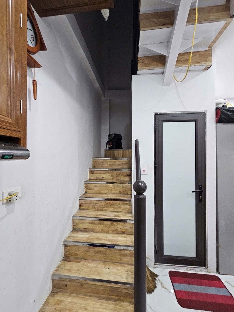 Bán nhà Trương Định - diện tích 28m2 2 tầng - Lô góc - giá 1,75 tỷ