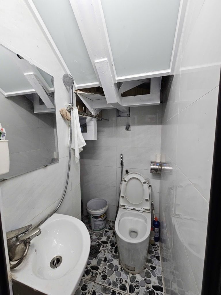 Bán nhà Trương Định - diện tích 28m2 2 tầng - Lô góc - giá 1,75 tỷ