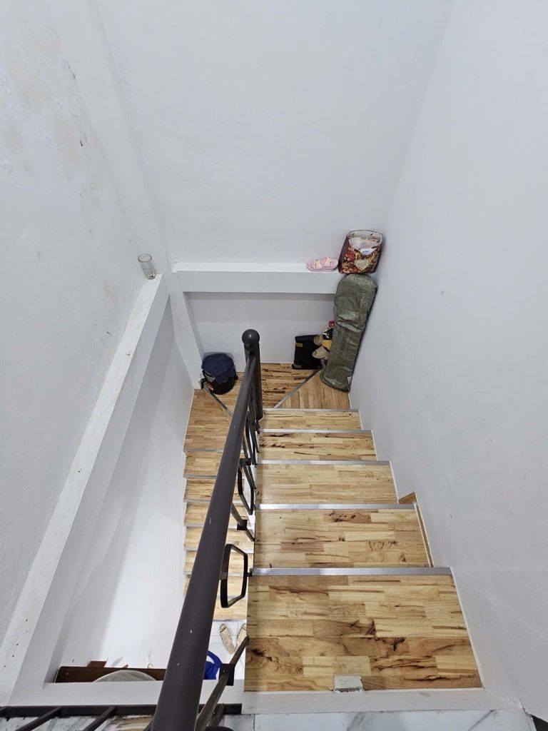 Bán nhà Trương Định - diện tích 28m2 2 tầng - Lô góc - giá 1,75 tỷ