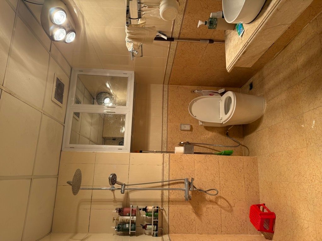 Bán nhà Trần Hoà - diện tích 70m2 14 tầng - mặt phố - giá 5,7 tỷ