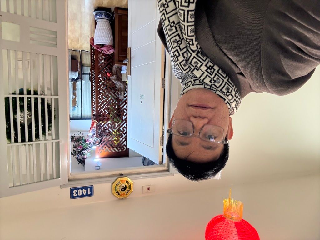 Bán nhà Trần Hoà - diện tích 70m2 14 tầng - mặt phố - giá 5,7 tỷ