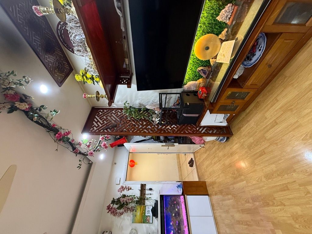 Bán nhà Trần Hoà - diện tích 70m2 14 tầng - mặt phố - giá 5,7 tỷ